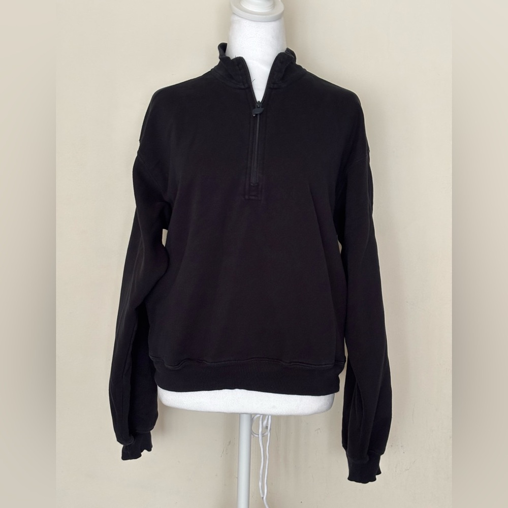 Fabletics Black Pullover Size Small - image 1